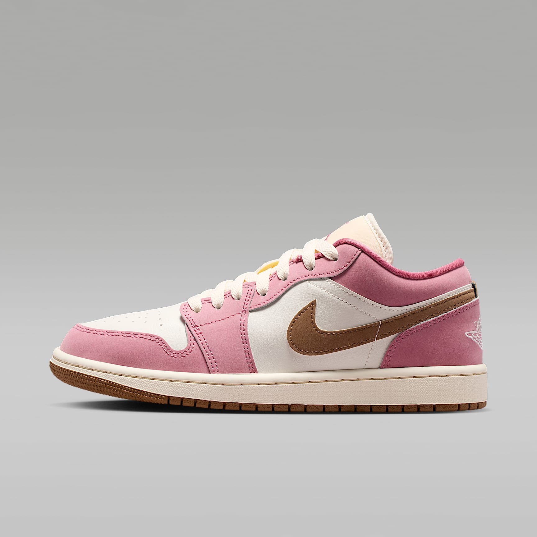 Air Jordan 1 Low Damenschuh – Desert Berry/Light British Tan/Chalk/Sail