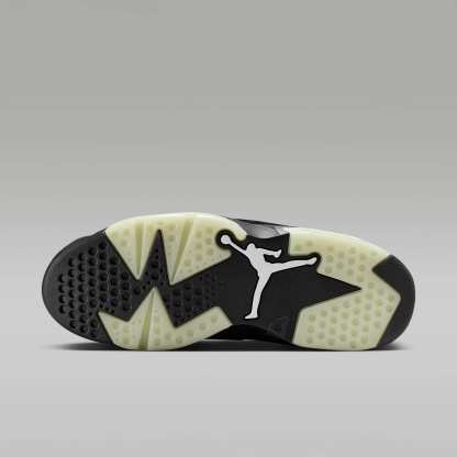 Air Jordan 6 Retro Low Schuh (Damen) – Schwarz/Schwarz/Schwarz