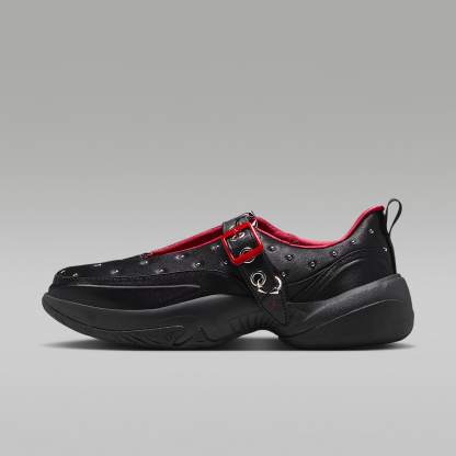Jordan Pointe Schuh (Damen) – Weiß/Schwarz/Metallic Silver/University Red