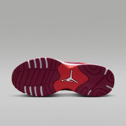 Jordan Trunner Flow Damenschuhe – Sweet Beet/Pale Ivory/Desert Berry/Track Red