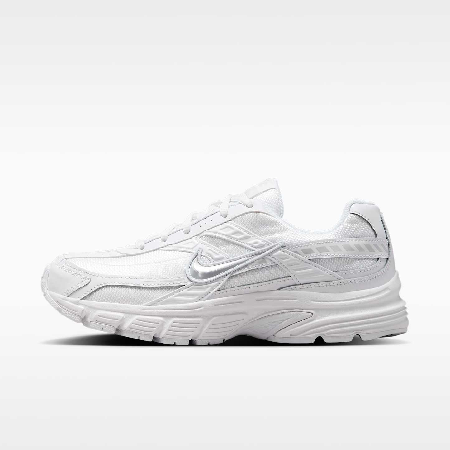 Nike Initiator Damenschuh – Weiß/Photon Dust/Metallic Silver