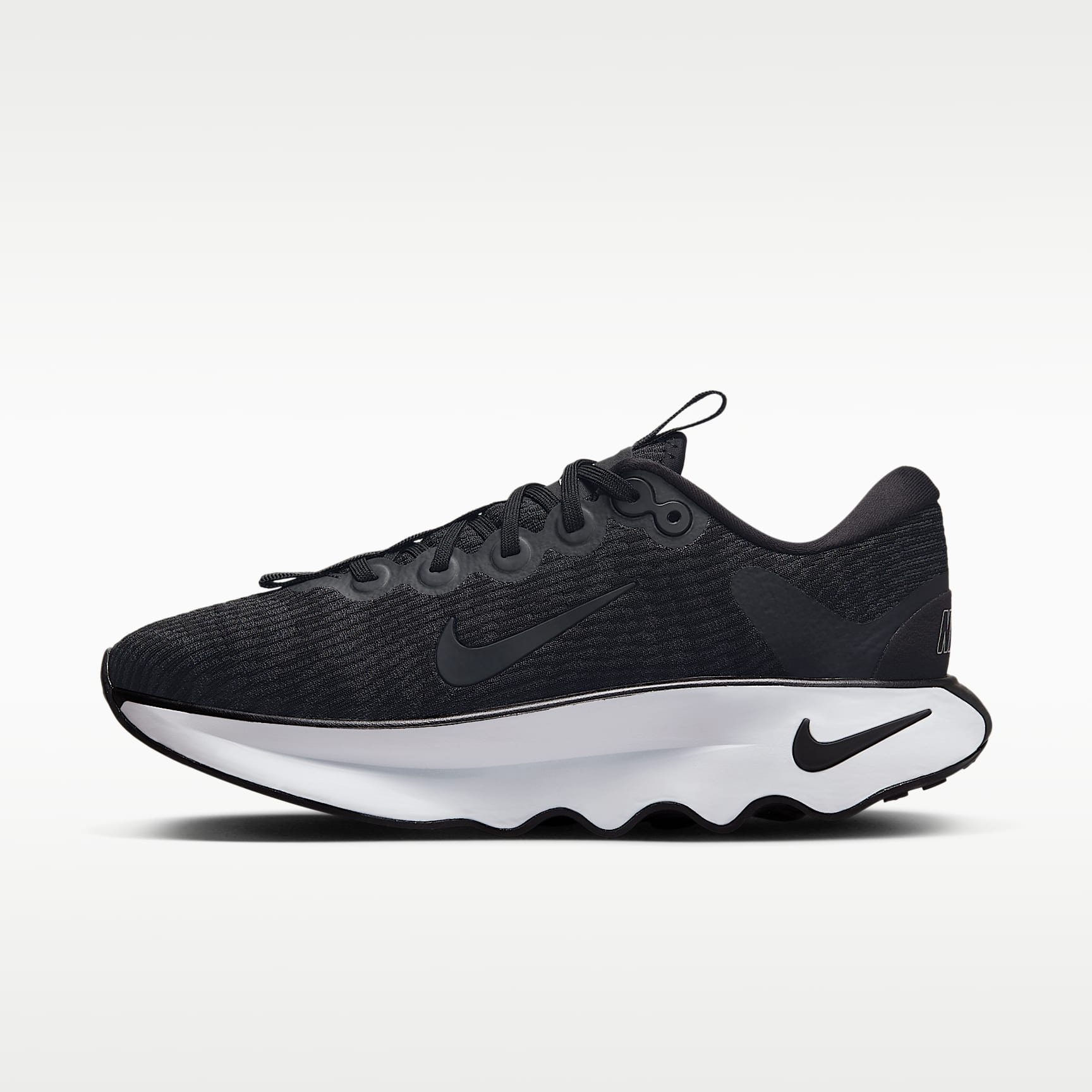 Nike Motiva Walking-Schuh (Damen) – Schwarz/Anthracite/Weiß/Schwarz