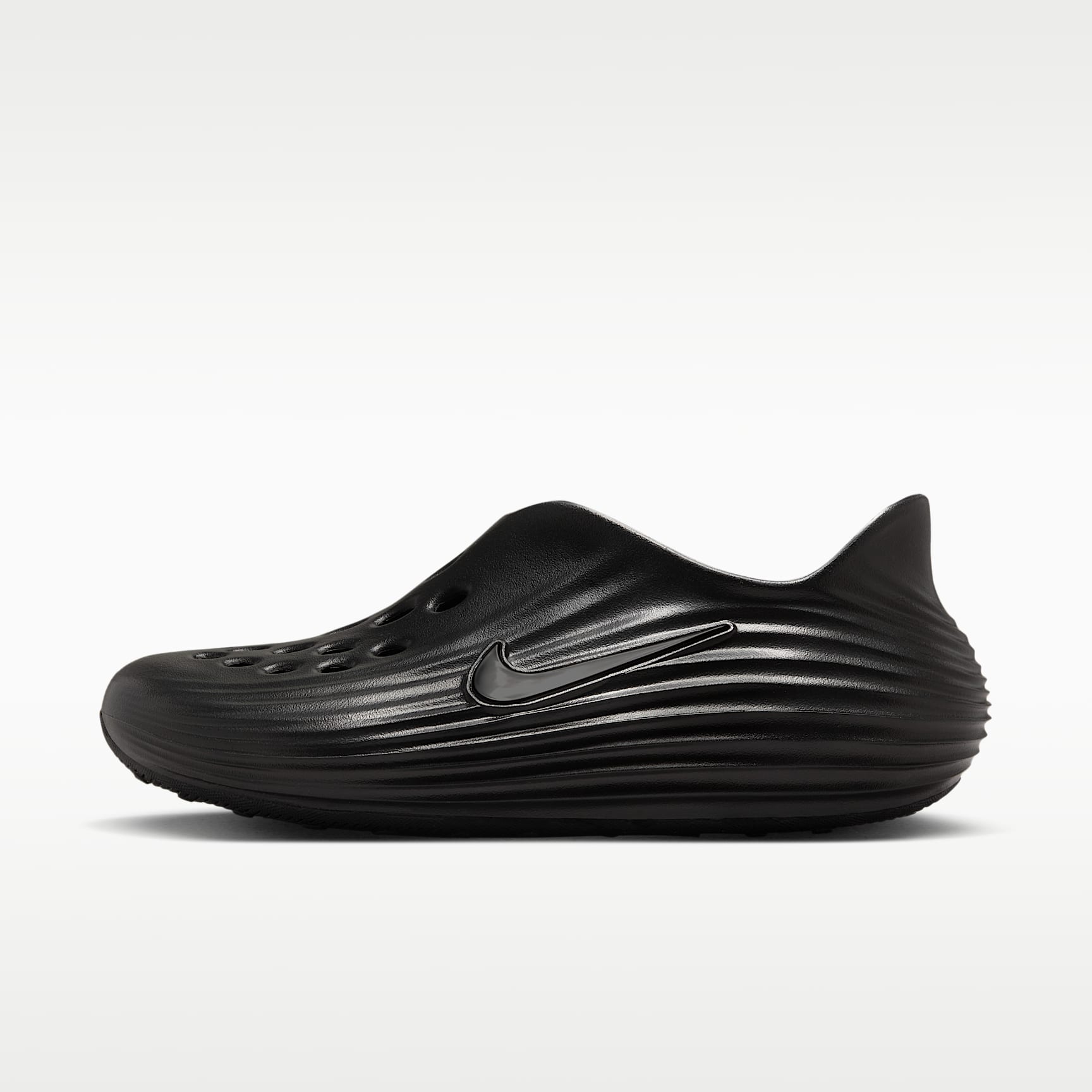 Nike ReactX Rejuven8 Schuh (Damen) – Schwarz/Schwarz/Schwarz