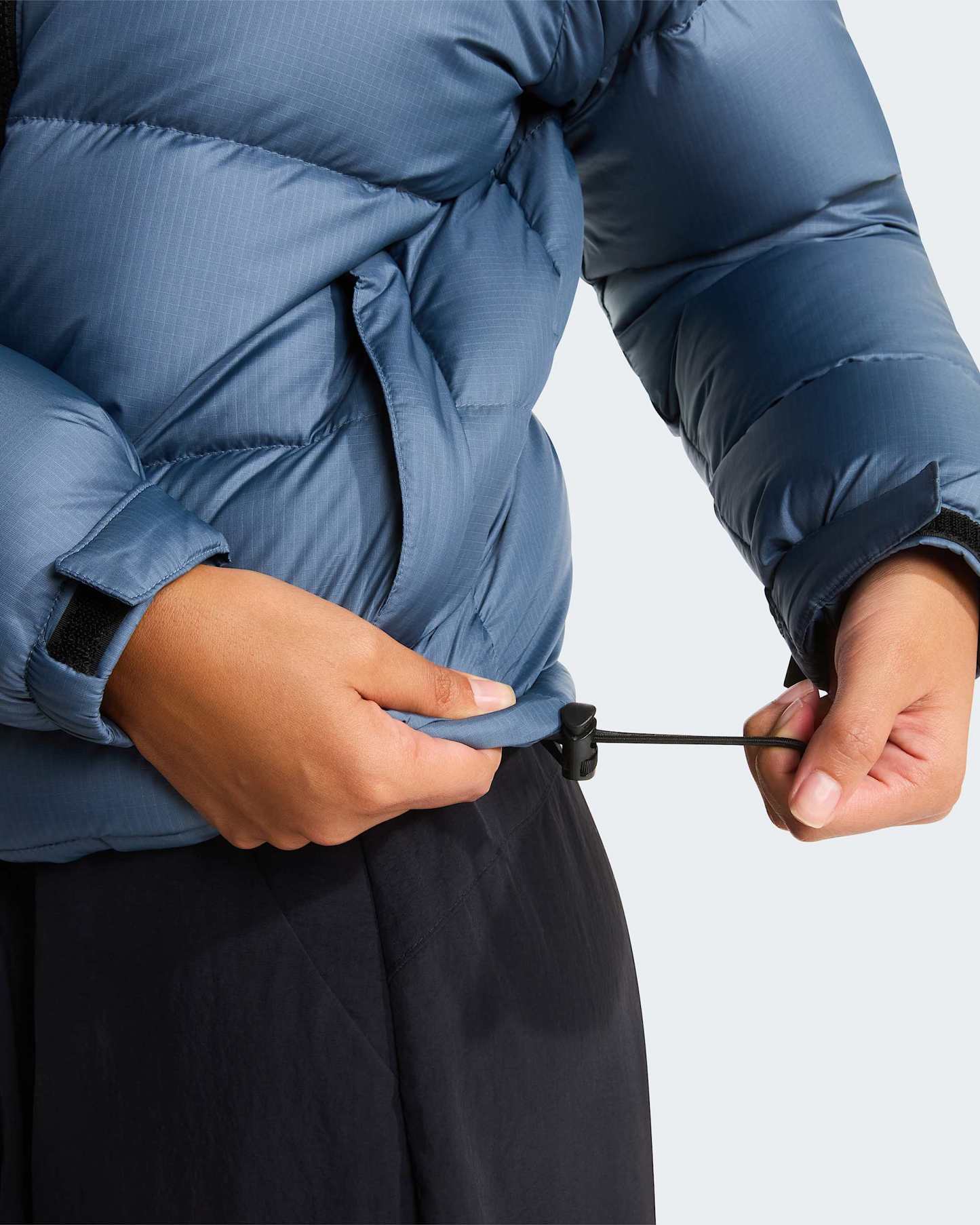 1996 Retro Nuptse Jacke für Damen – Granite Grey