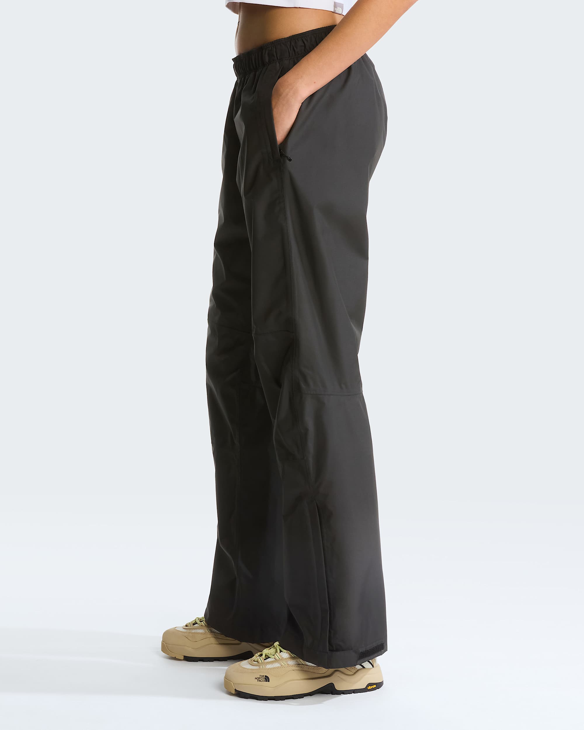 Antora locker geschnittene Regenhose für Damen – TNF Black
