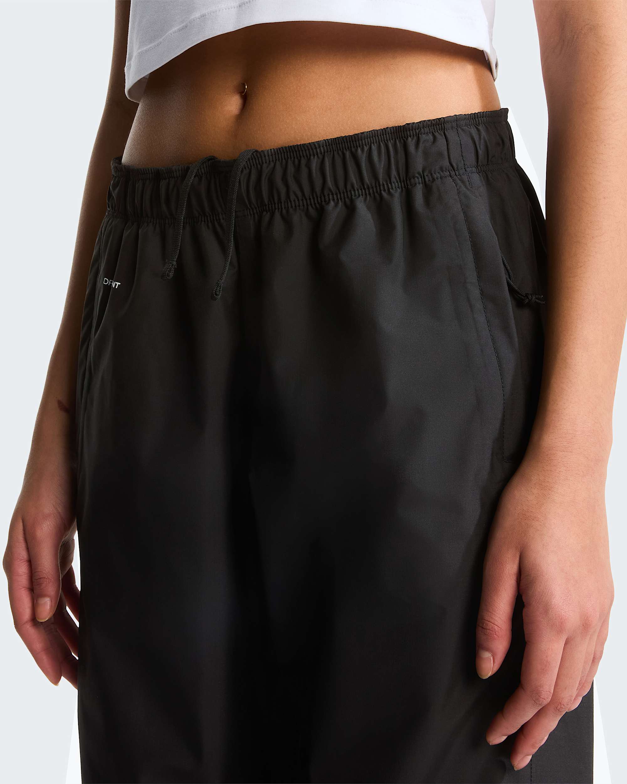 Antora locker geschnittene Regenhose für Damen – TNF Black