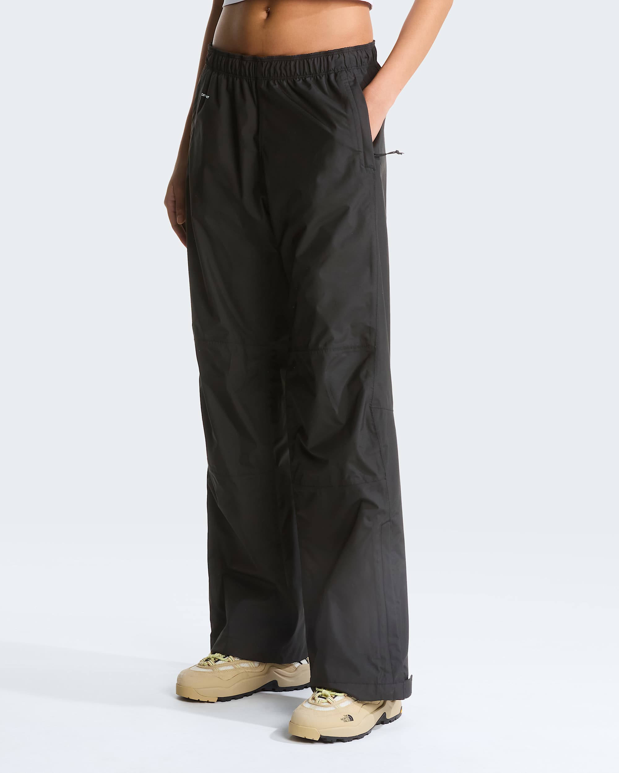Antora locker geschnittene Regenhose für Damen – TNF Black