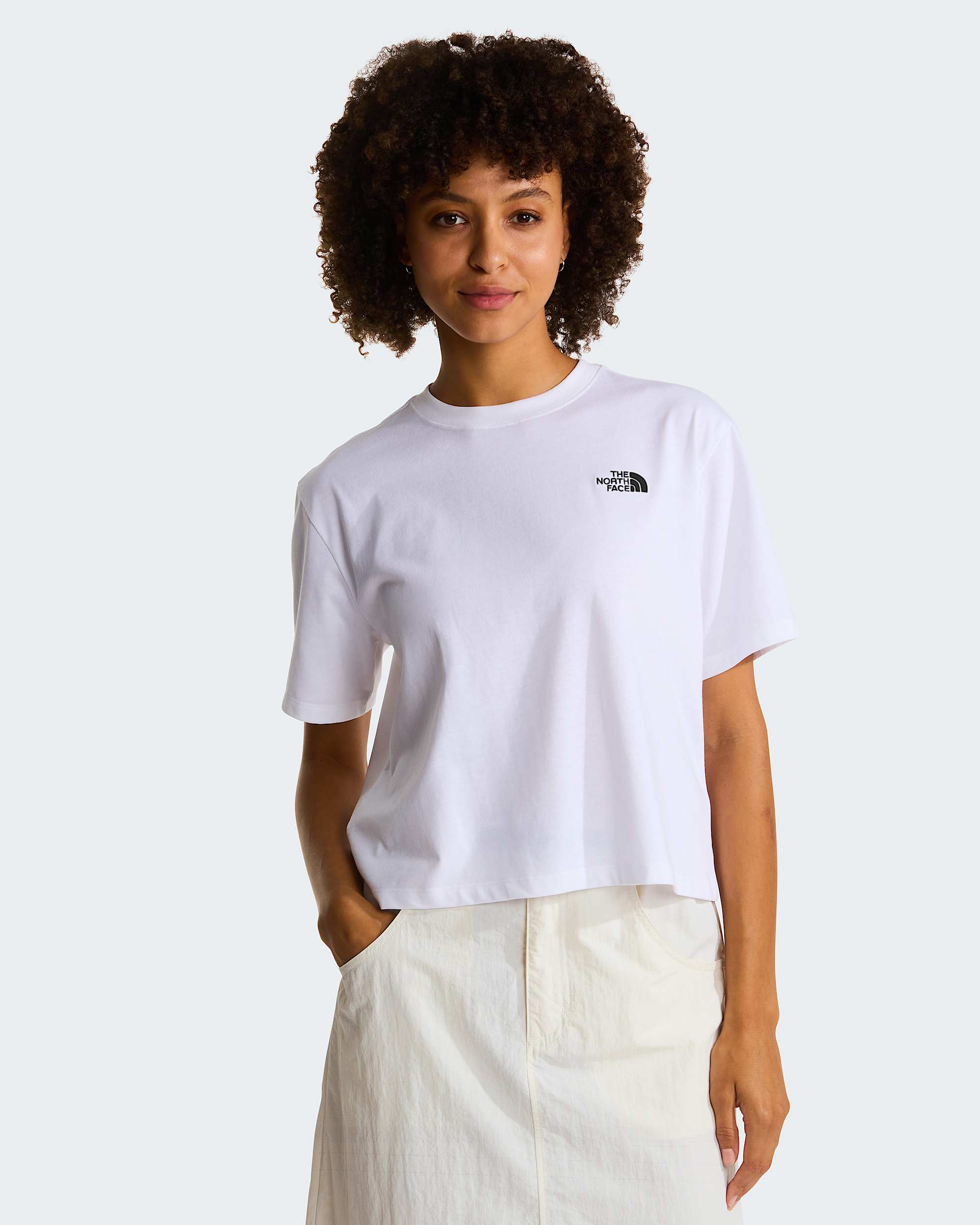 Evolution Simple Dome kurz & relaxt geschnittenes T-Shirt für Damen – TNF White