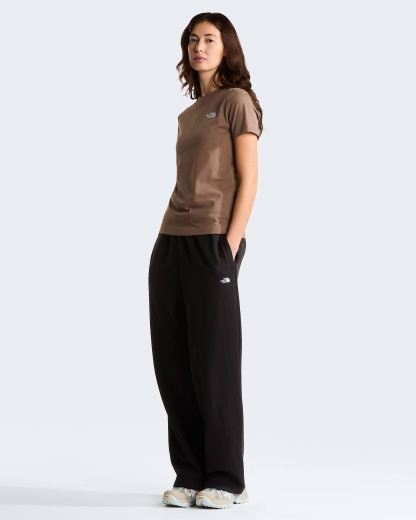 Evolution Simple Dome schmal geschnittenes T-Shirt für Damen – Garnet
