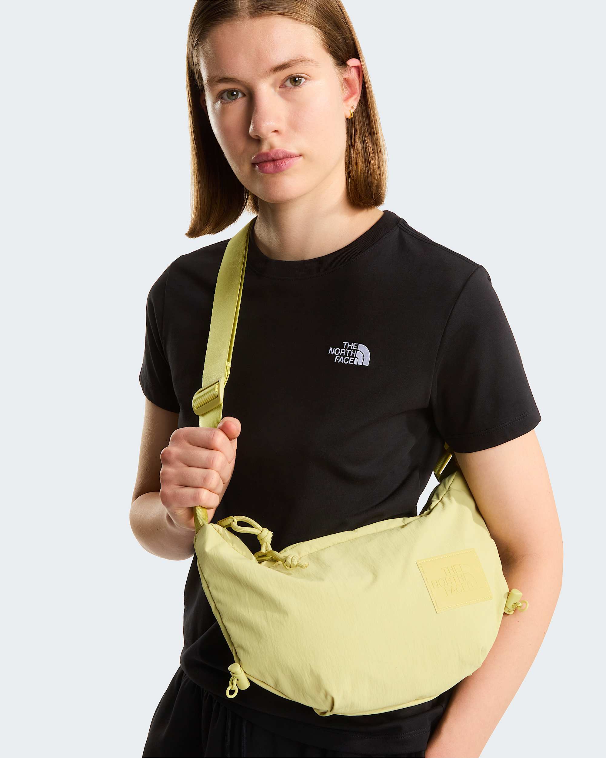 Evolution Simple Dome schmal geschnittenes T-Shirt für Damen – TNF Black