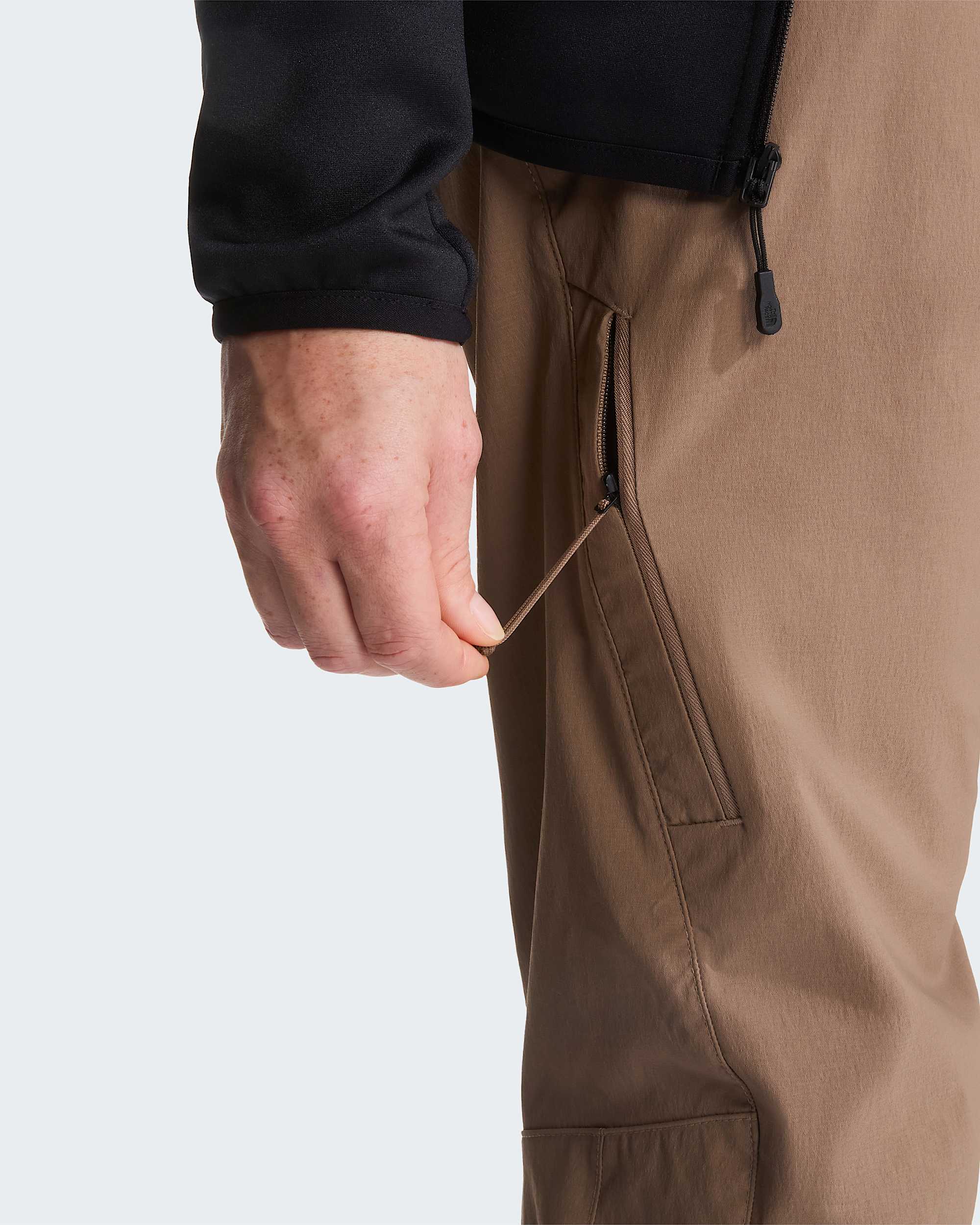 Exploration Hose für Damen – Garnet