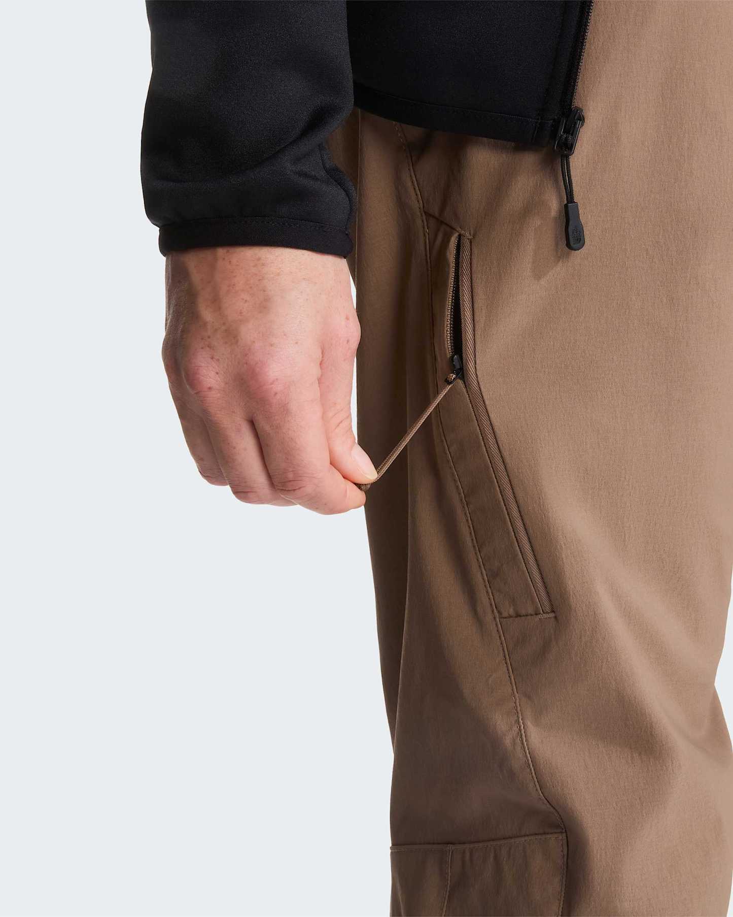 Exploration Hose für Damen – Garnet