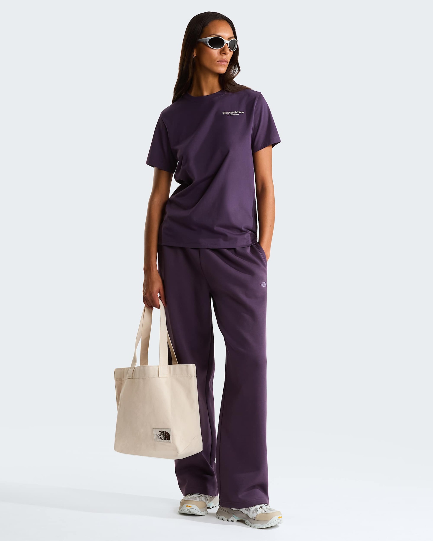 Monte normal geschnittenes T-Shirt mit Grafik für Damen – Endless Dusk