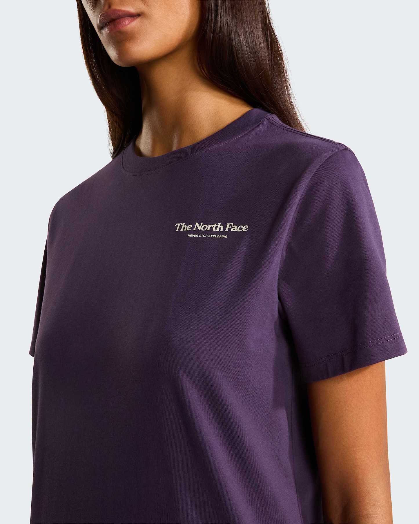 Monte normal geschnittenes T-Shirt mit Grafik für Damen – Endless Dusk