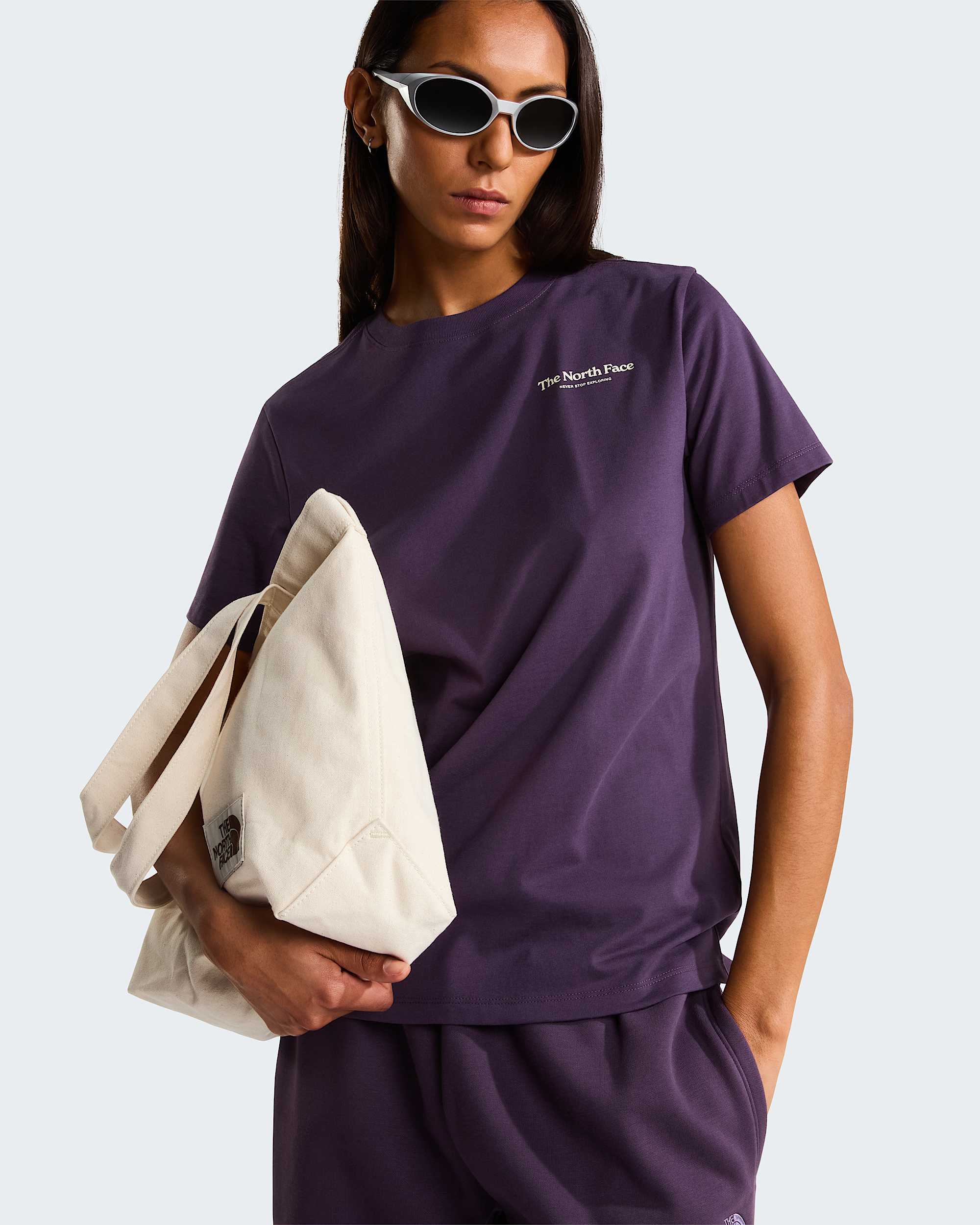 Monte normal geschnittenes T-Shirt mit Grafik für Damen – Endless Dusk