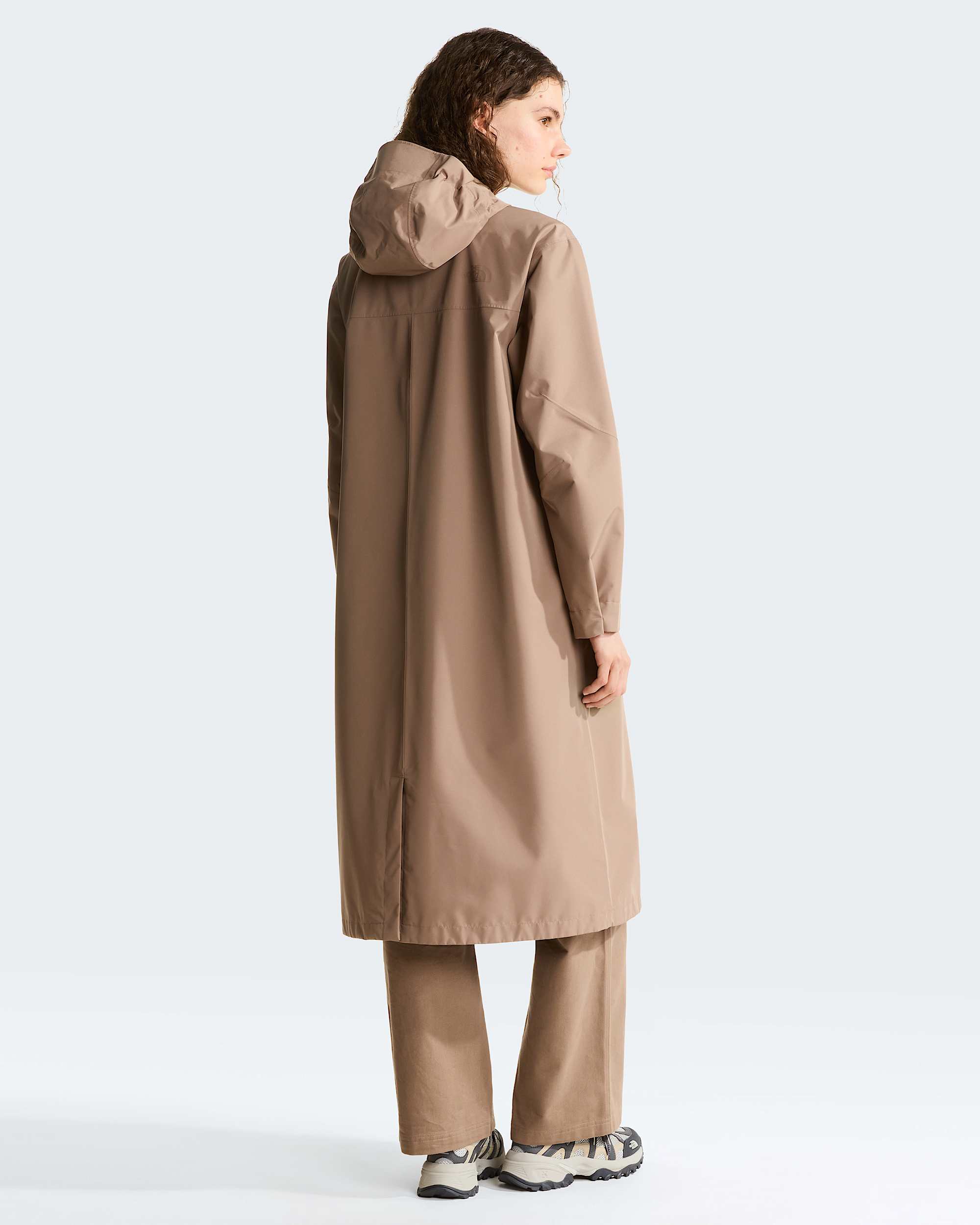 New Nukabira Shell Parka für Damen – Garnet