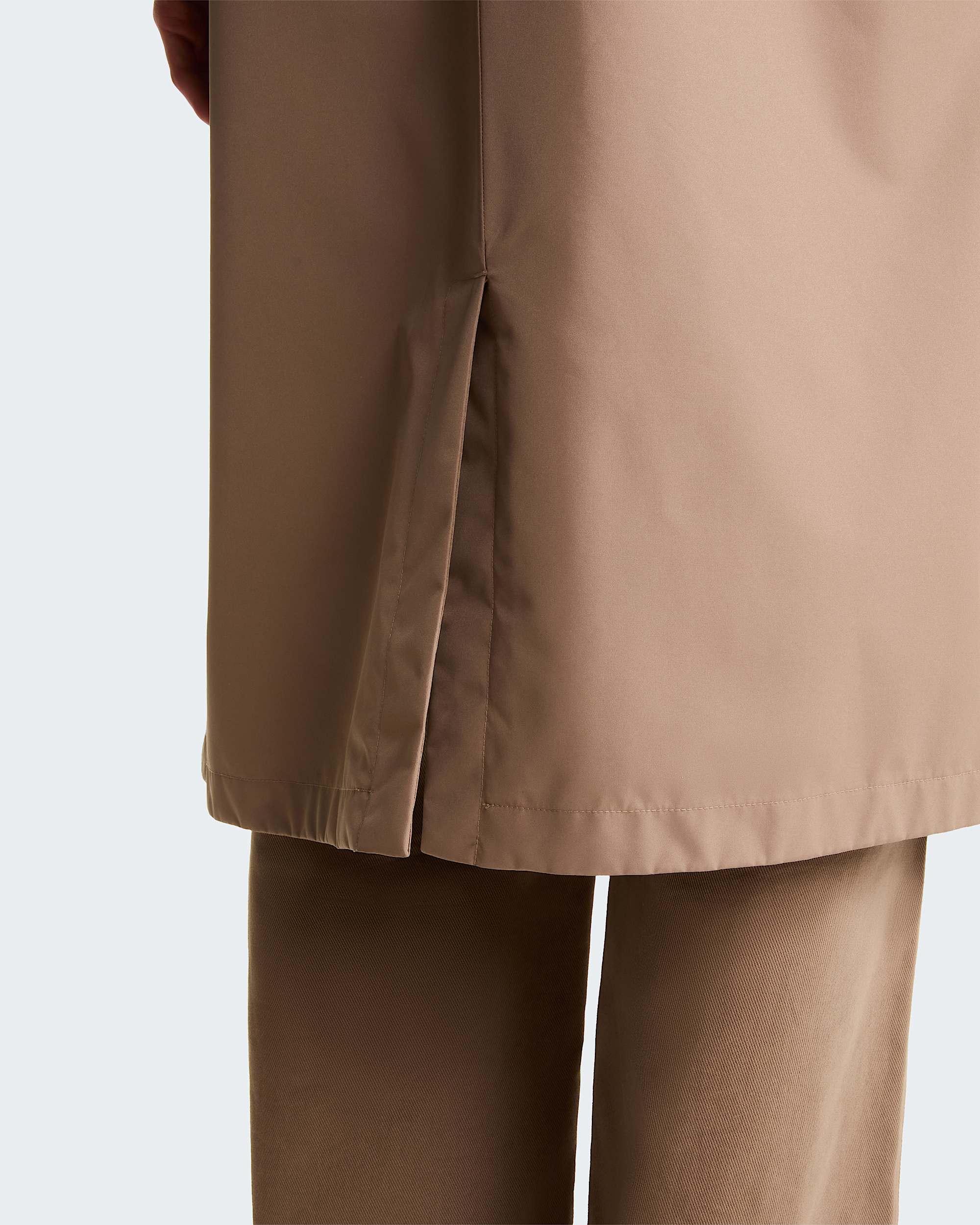 New Nukabira Shell Parka für Damen – Garnet