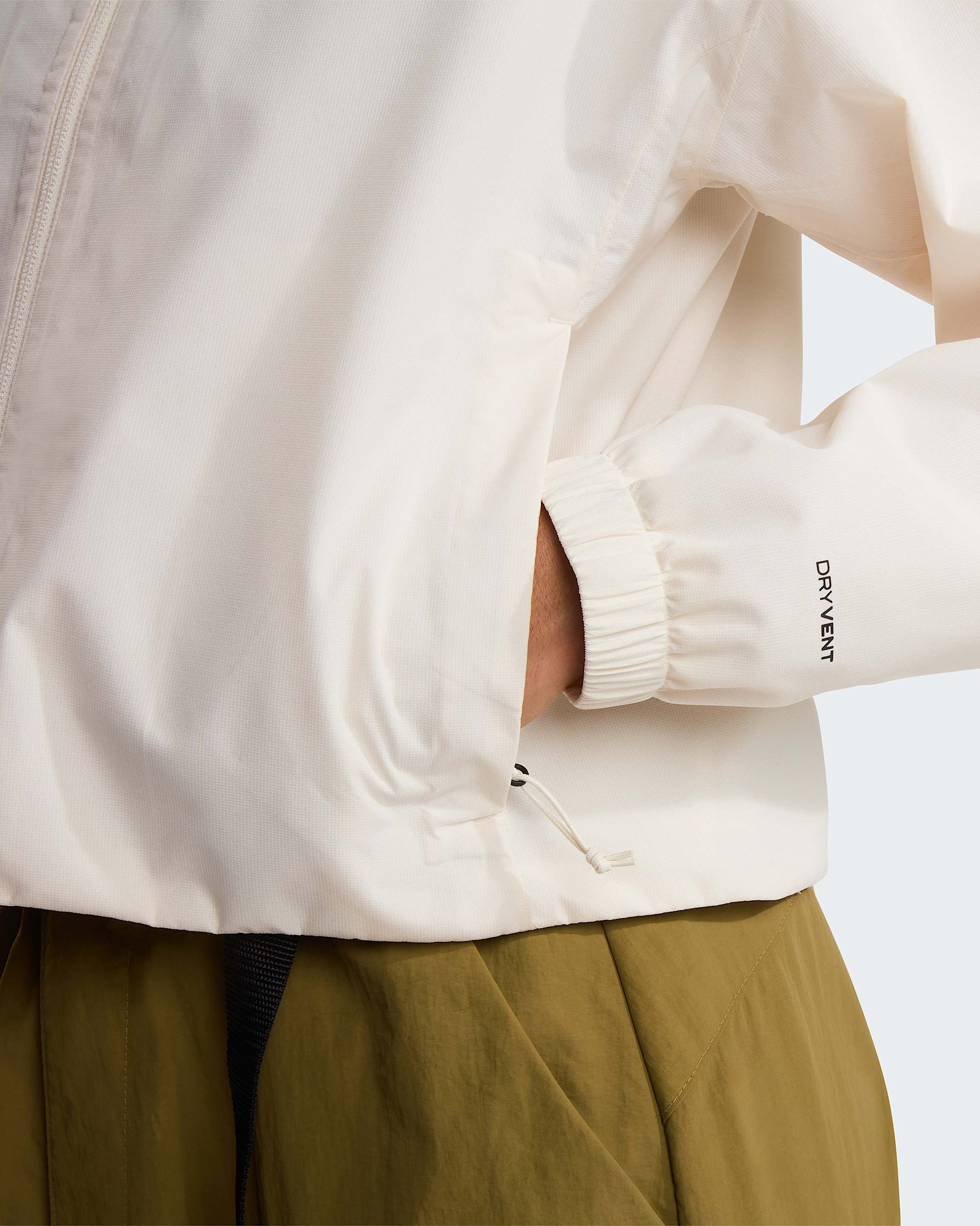 Quest DryVent™ kurzgeschnittene Jacke für Damen – White Dune