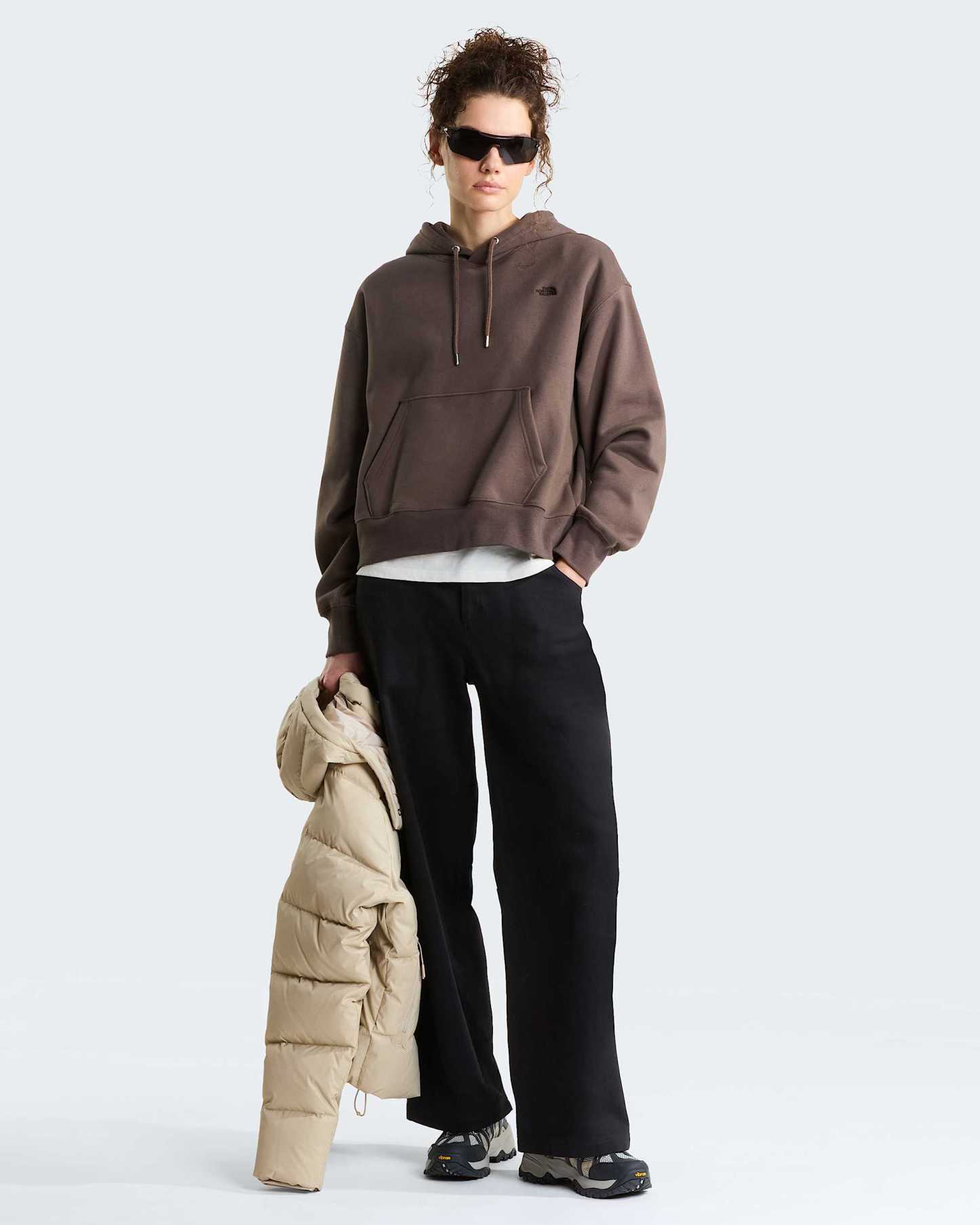 TNF™ Essential Simple Dome Boxy Oversized Hoodie Damen – Smokey Brown