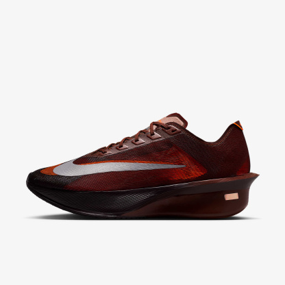 Nike Vaporfly 4 x Renegade Straßenlaufschuh für Wettkämpfe (Herren) – Brown Basalt/Bronze Eclipse/Burgundy Ash/Hyper Crimson