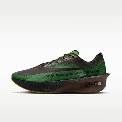 Nike Vaporfly 4 Laufschuh für Straßenwettkämpfe (Herren) – Chlorophyll/Off Noir/Mink Brown/Burgundy Ash