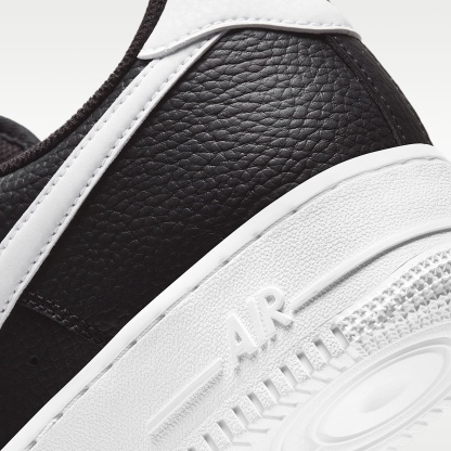 Nike Air Force 1 '07 Herrenschuh – Schwarz/Weiß