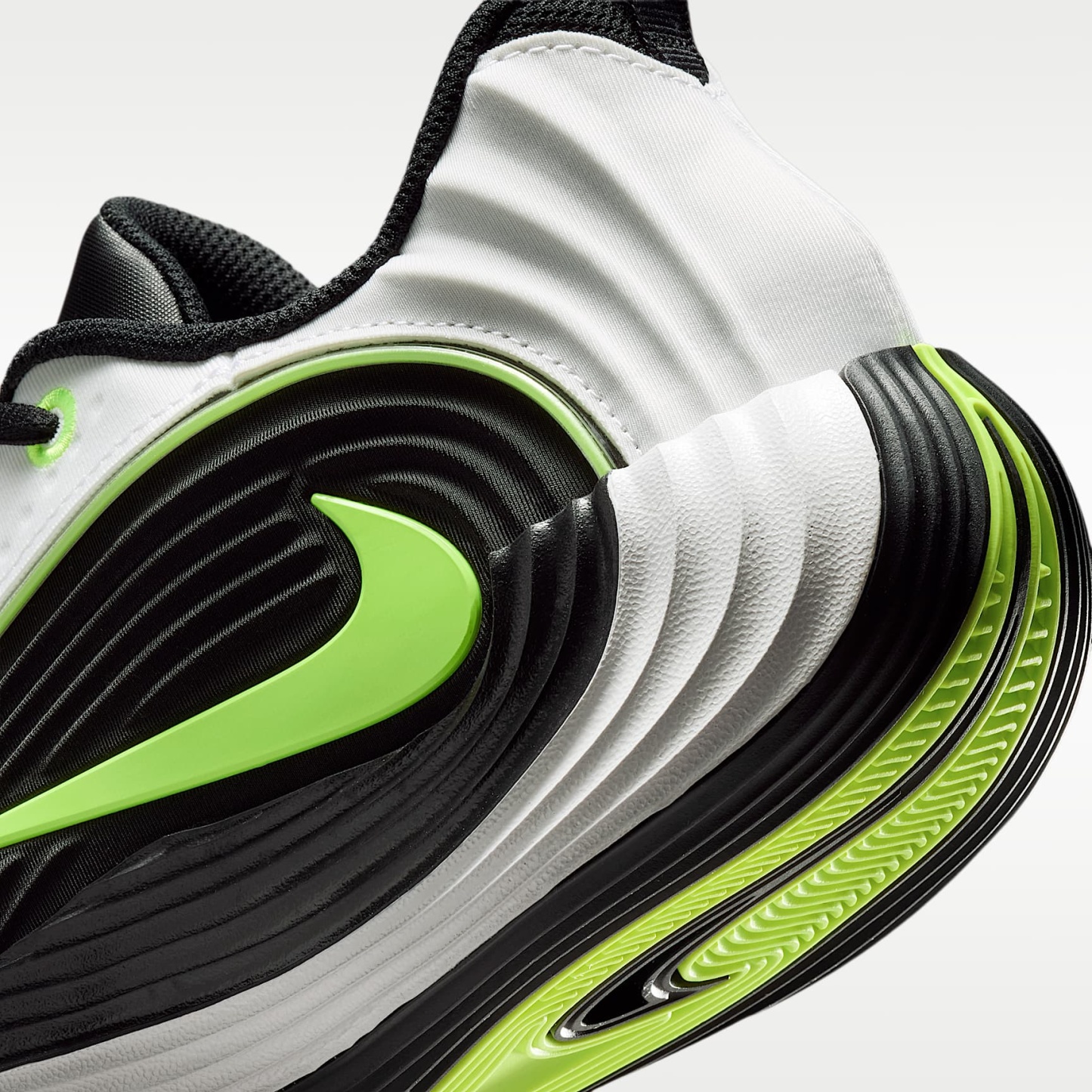 Giannis Immortality 5 Basketballschuh – Weiß/Schwarz/Volt