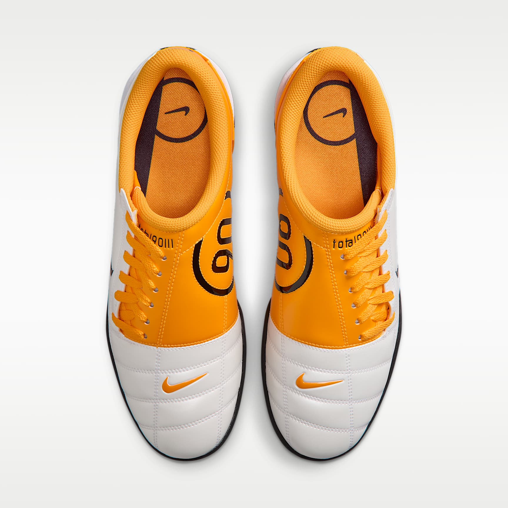 Nike Total 90 Schuh (Herren) – Weiß/University Gold/Schwarz