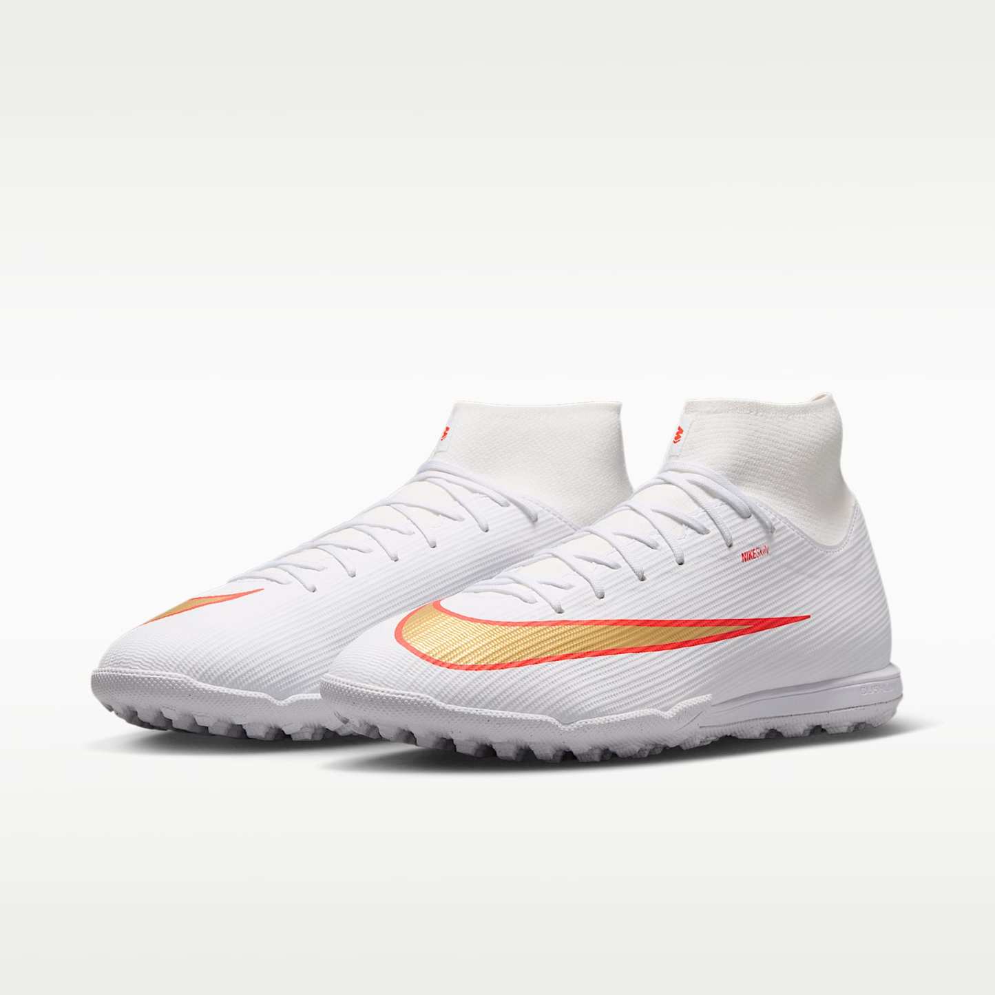 Nike Mercurial Superfly 11 Academy High-Top-Fußballschuh für Turf – Weiß/Bright Crimson/Blur