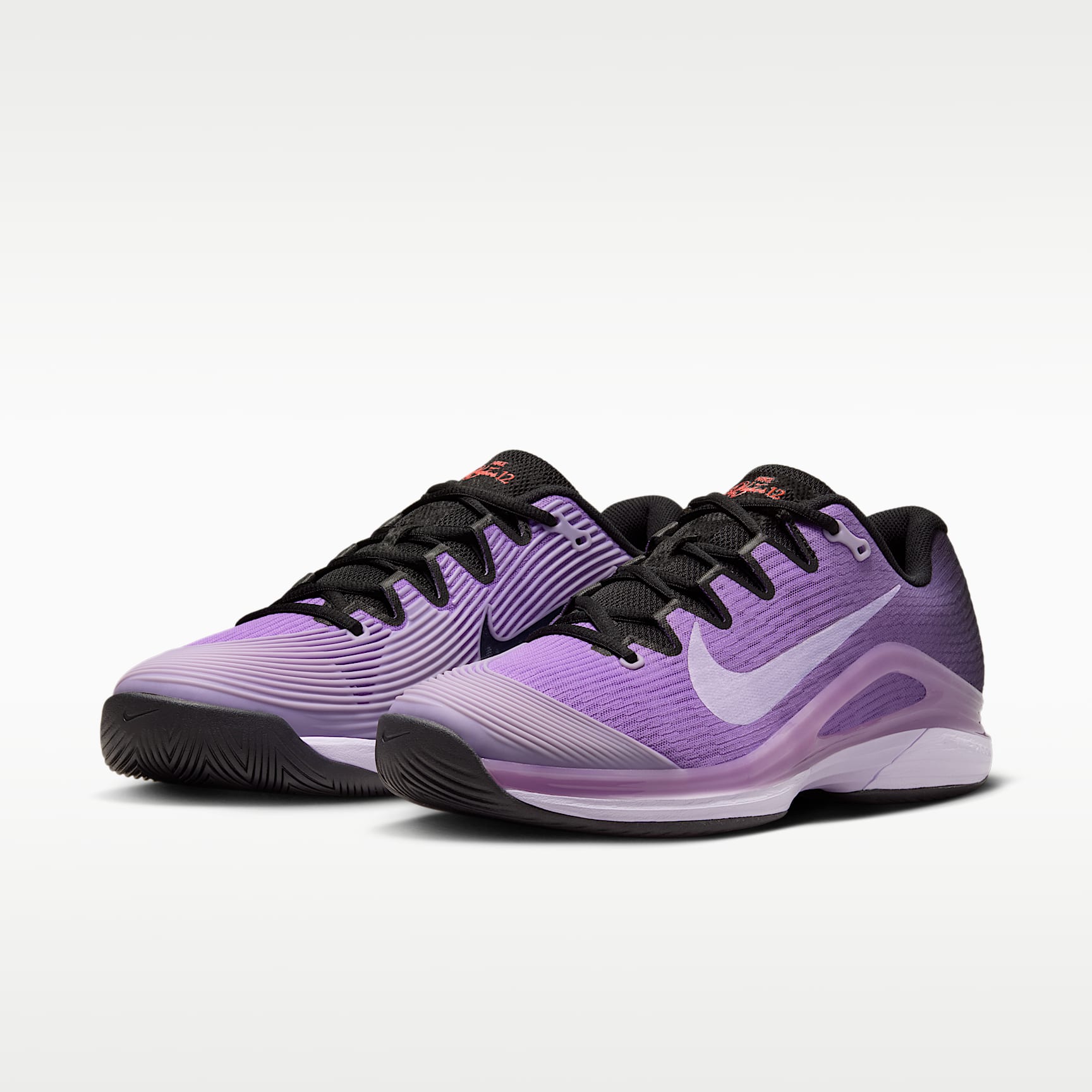Nike Vapor 12 Tennisschuh für Hartplätze (Herren) – Bright Violet/Schwarz/Infrared 23/Violet Mist