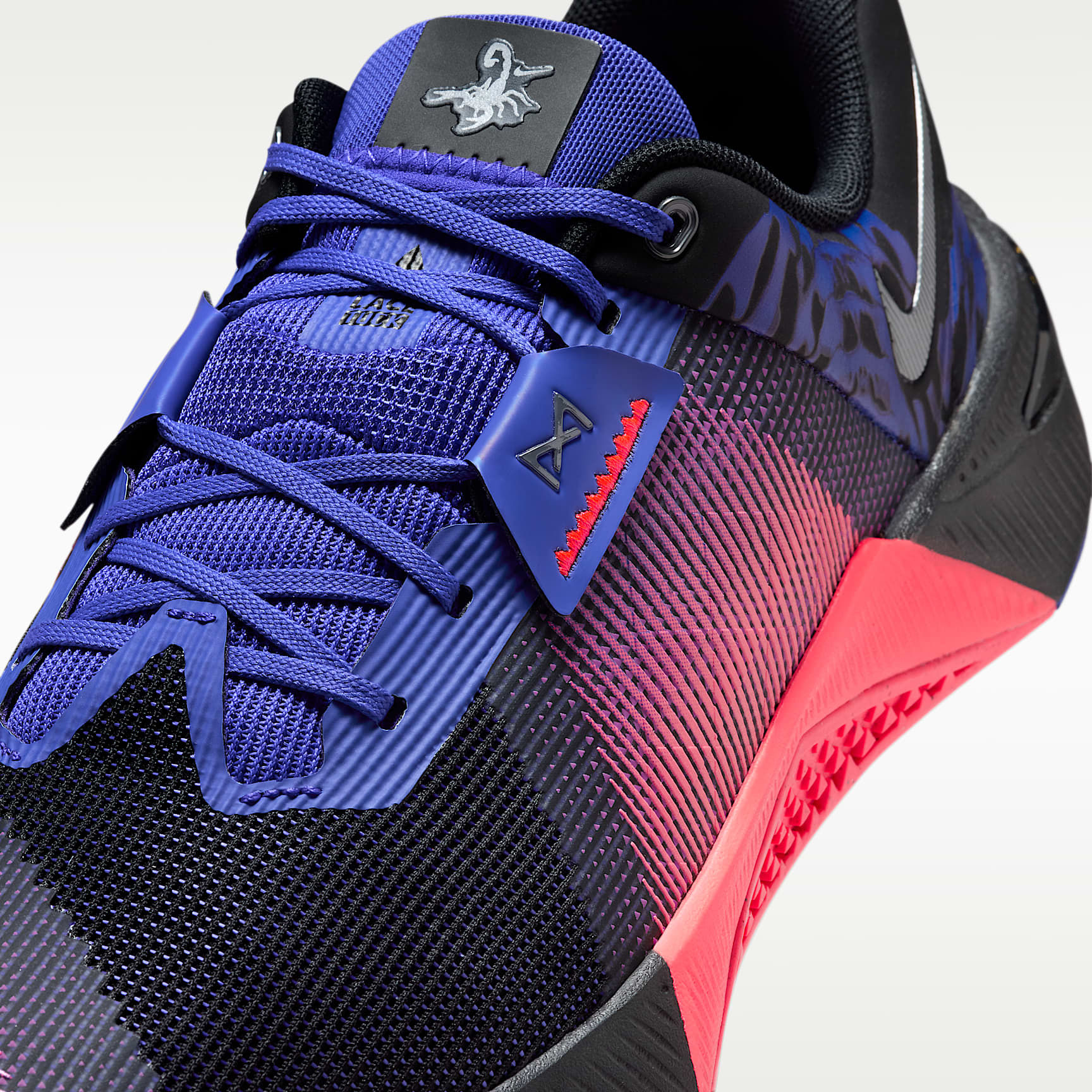 Nike Metcon 10 AMP Trainingsschuh (Herren) – Schwarz/Hyper Punch/Metallic Platinum