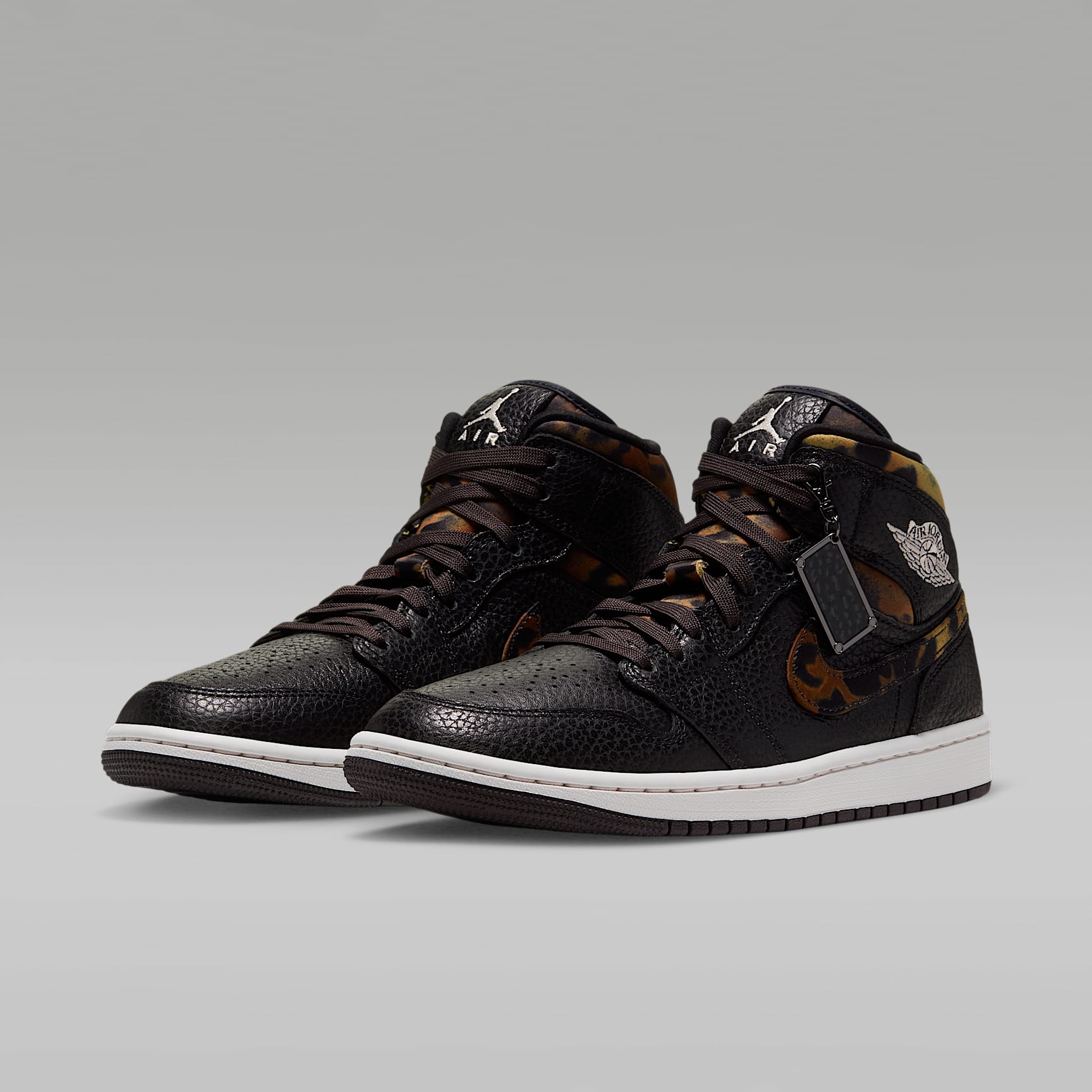 Air Jordan 1 Mid SE Schuh (Damen) – Schwarz/Velvet Brown/Chalk