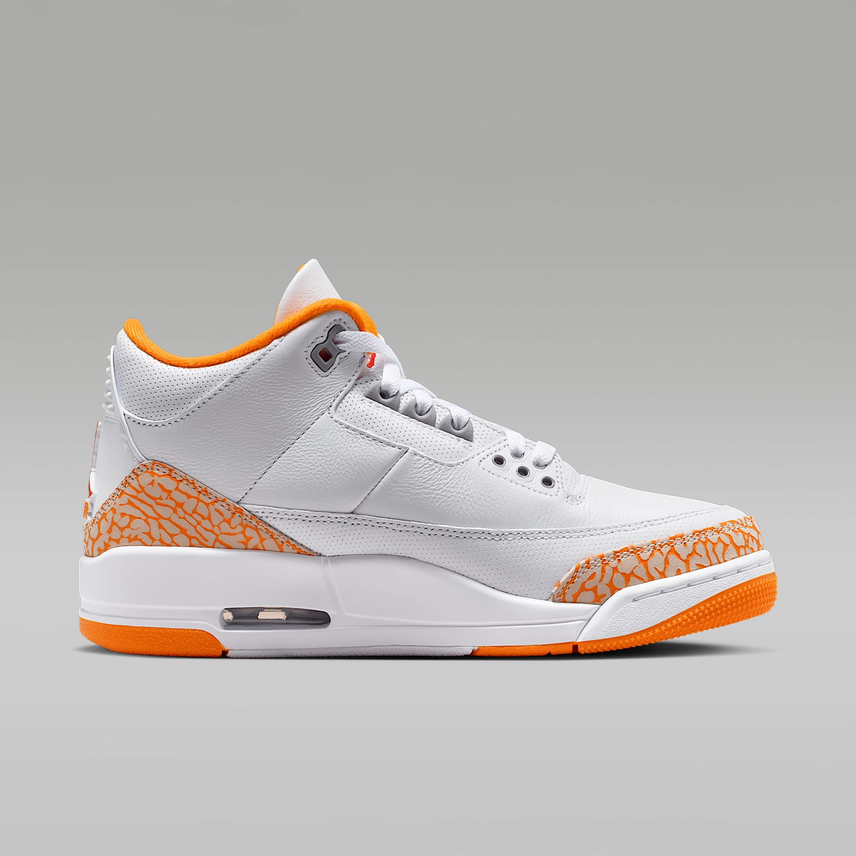 Air Jordan 3 Retro "Sport Renaissance" Schuh (Damen) – Weiß/Cement Grey/Fire Red/Multi-Color