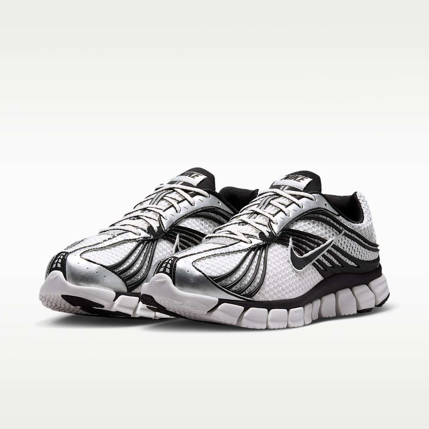 Nike Zoom Skylon 11 Schuh – Summit White/Schwarz/Light Smoke Grey/Metallic Silver