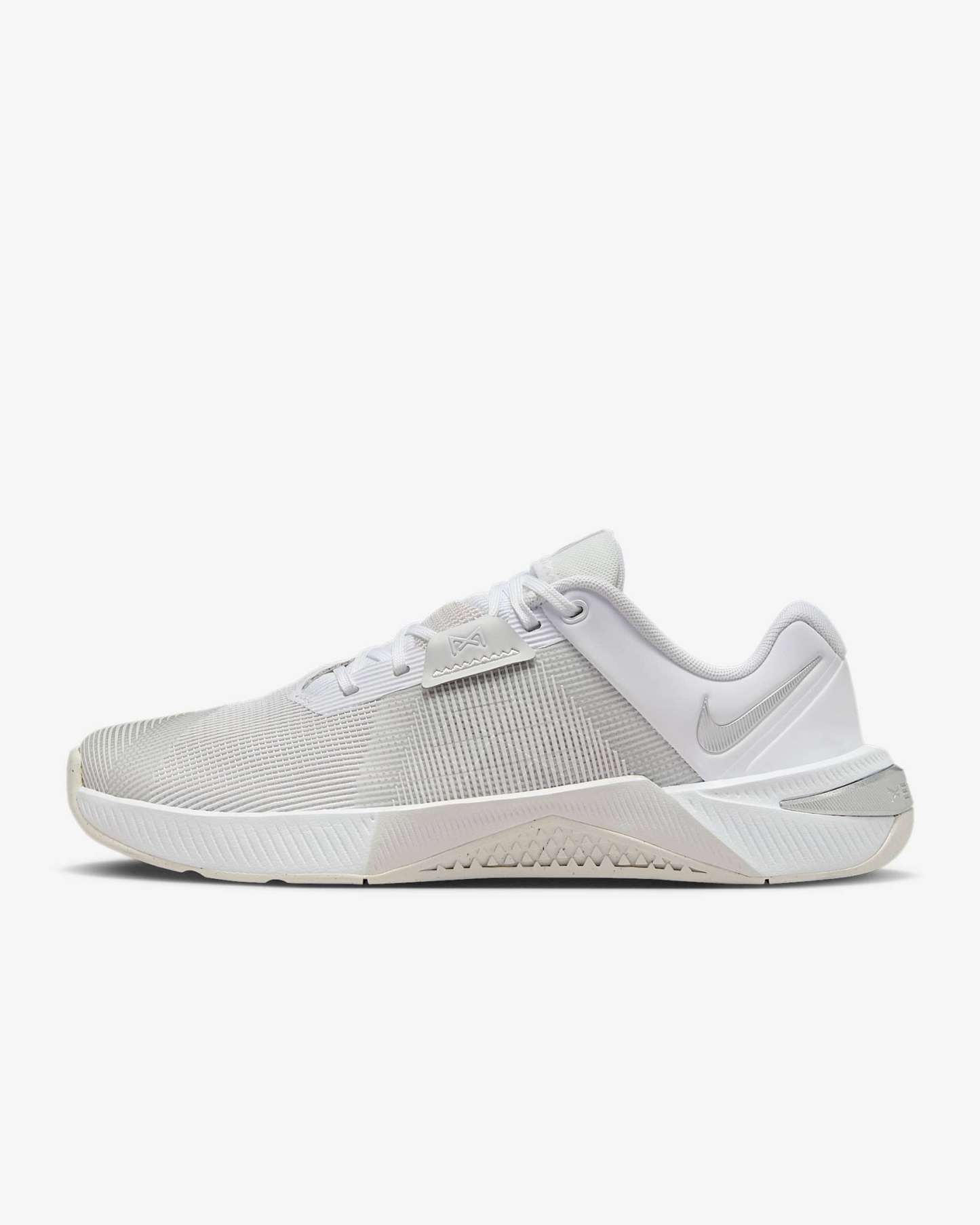 Nike Metcon 10 Trainingsschuh für Damen – Weiß/Platinum Tint/Wolf Grey/Metallic Silver