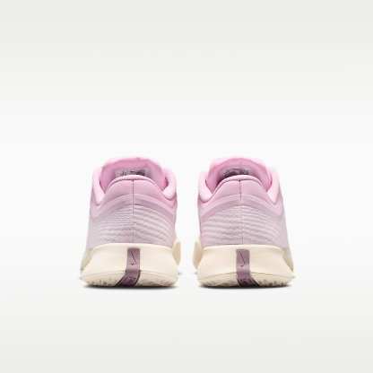 Nike Vapor Pro 3 Premium Tennisschuh für Clay Courts (Damen) – Pearl Pink/Pink Foam/Chalk/Light Magenta