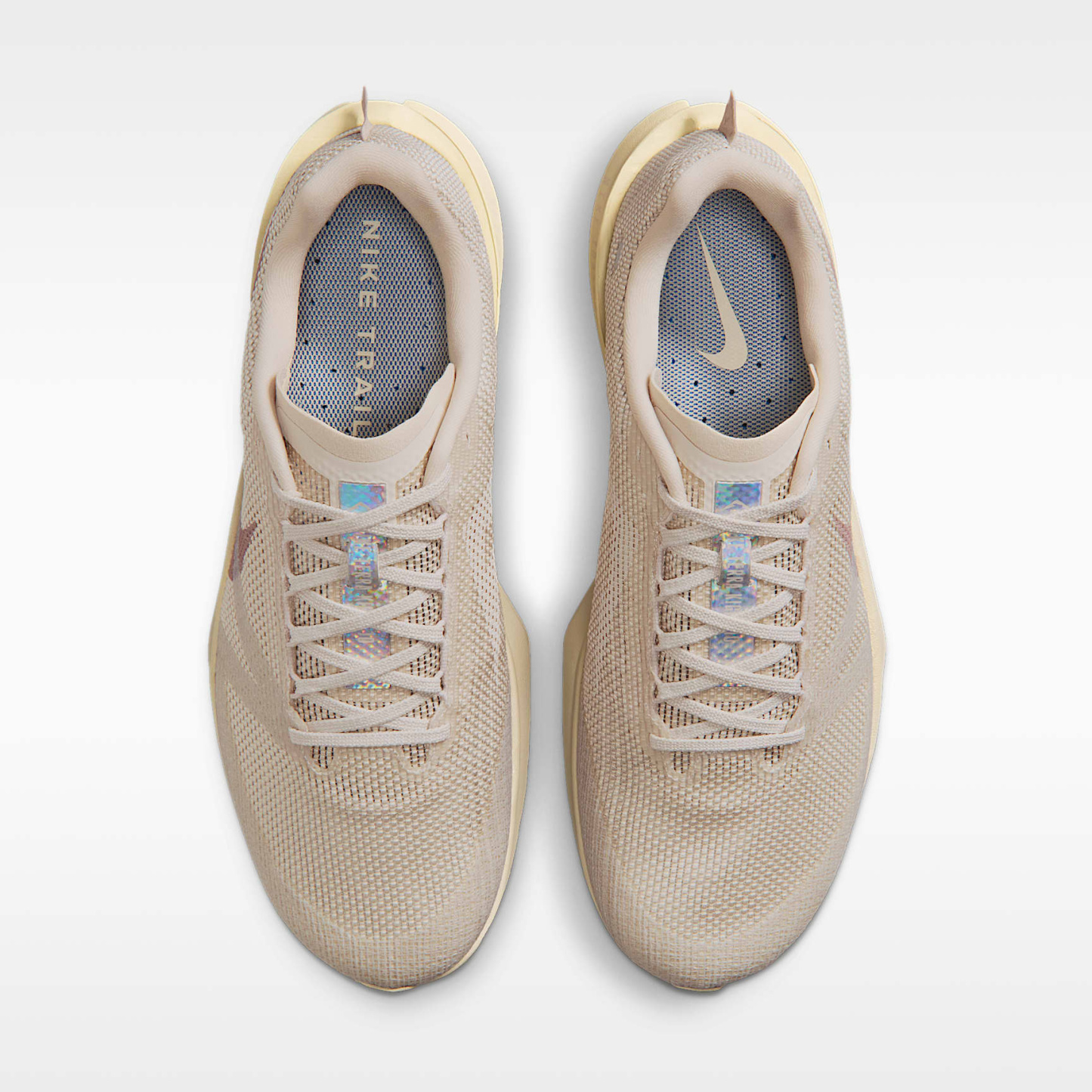 Nike Kiger 10 Traillaufschuh – Light Orewood Brown/Cream II/Safety Orange/Diffused Taupe