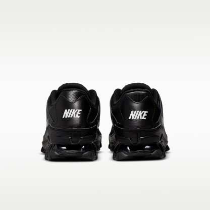Nike Reax 8 TR Workout-Schuh für Herren – Schwarz/Weiß