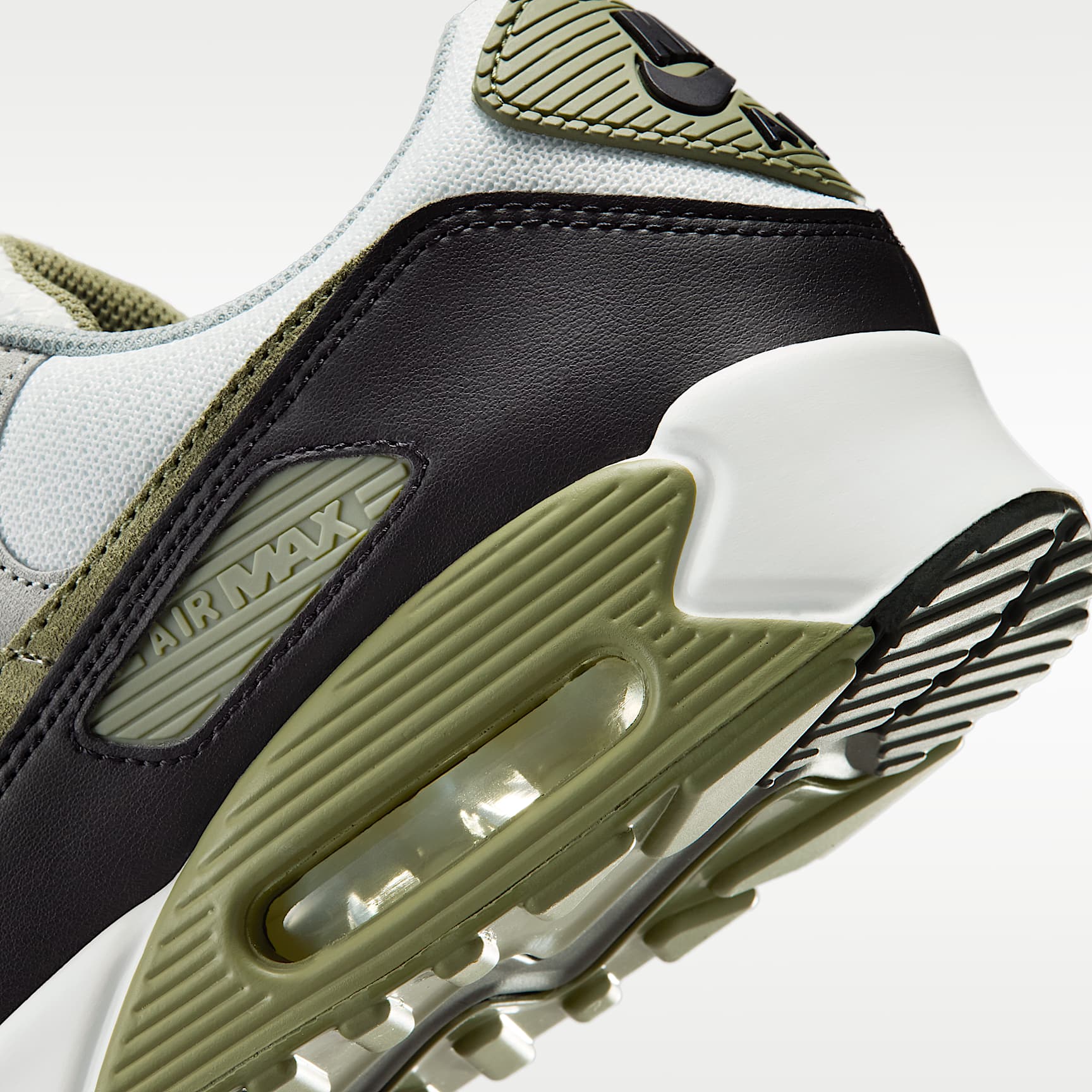 Nike Air Max 90 Herrenschuh – Summit White/Light Pumice/Schwarz/Silver Sage