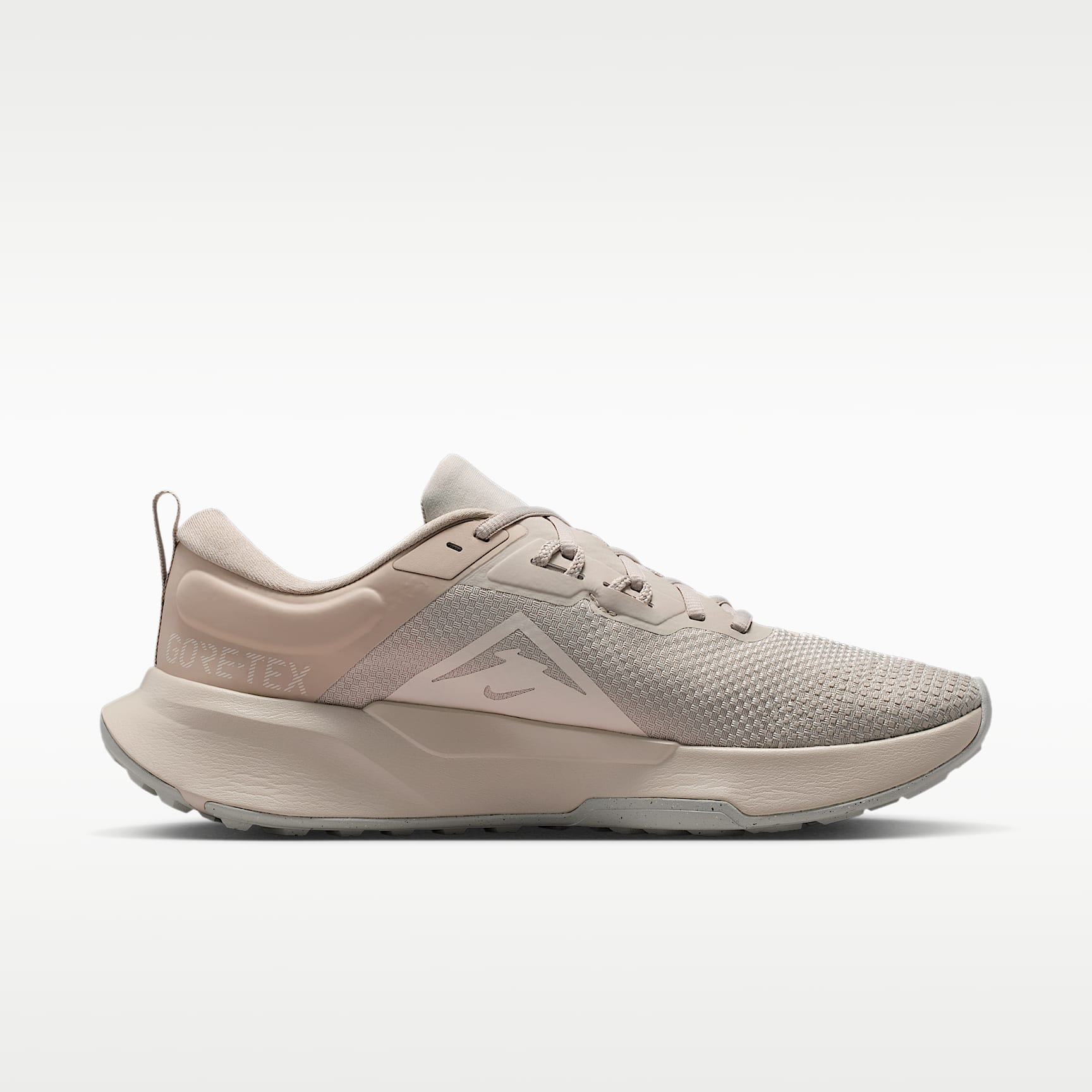 Nike Juniper Trail 2 GORE-TEX wasserdichter Traillaufschuh für Herren – Cream II/Light Orewood Brown