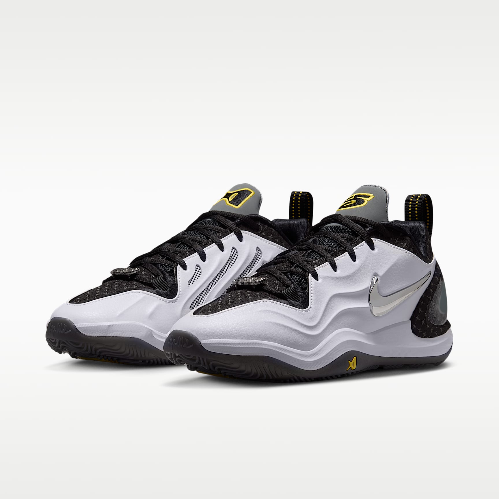 A'Two "Ride at DA'wn" A'ja Wilson Basketballschuh – Weiß/Schwarz