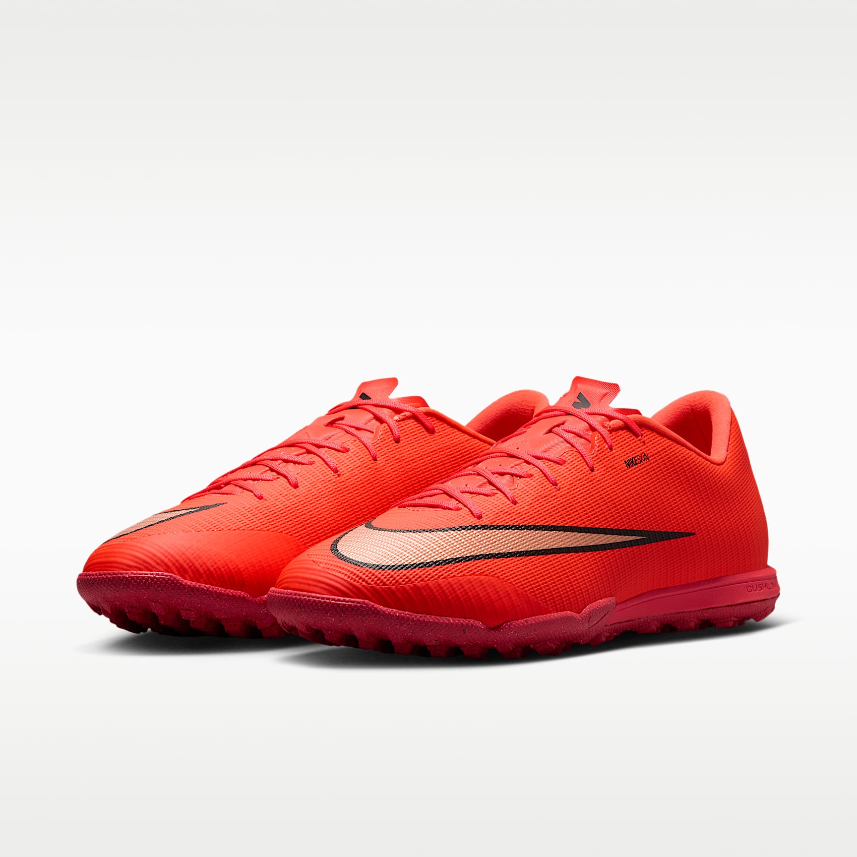 Nike Mercurial Vapor 17 Academy Low-Top-Fußballschuh für Turf – Bright Crimson/Blur