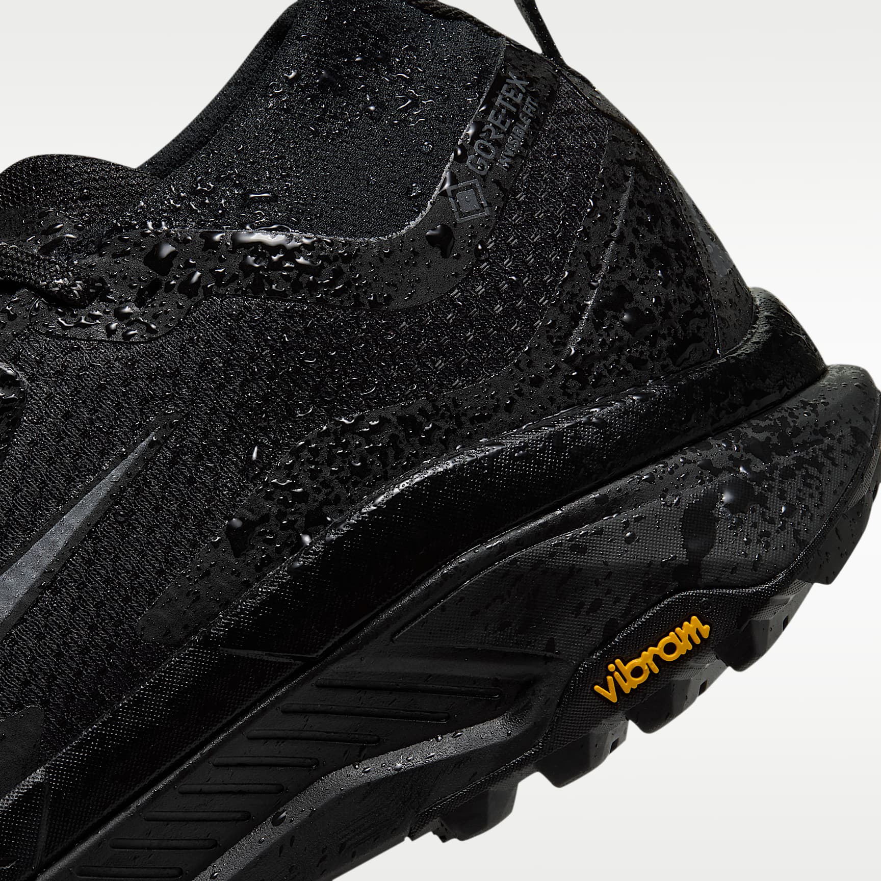 ACG Zegama Trail GORE-TEX wasserdichter Traillaufschuh (Herren) – Schwarz/Anthracite