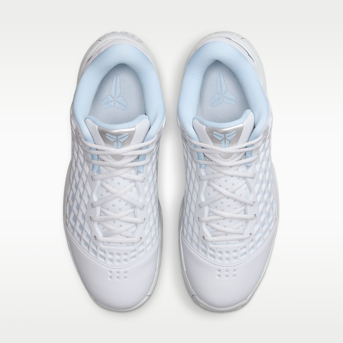 Kobe III Low Protro Herren-Basketballschuh – Pure Platinum/Armory Blue