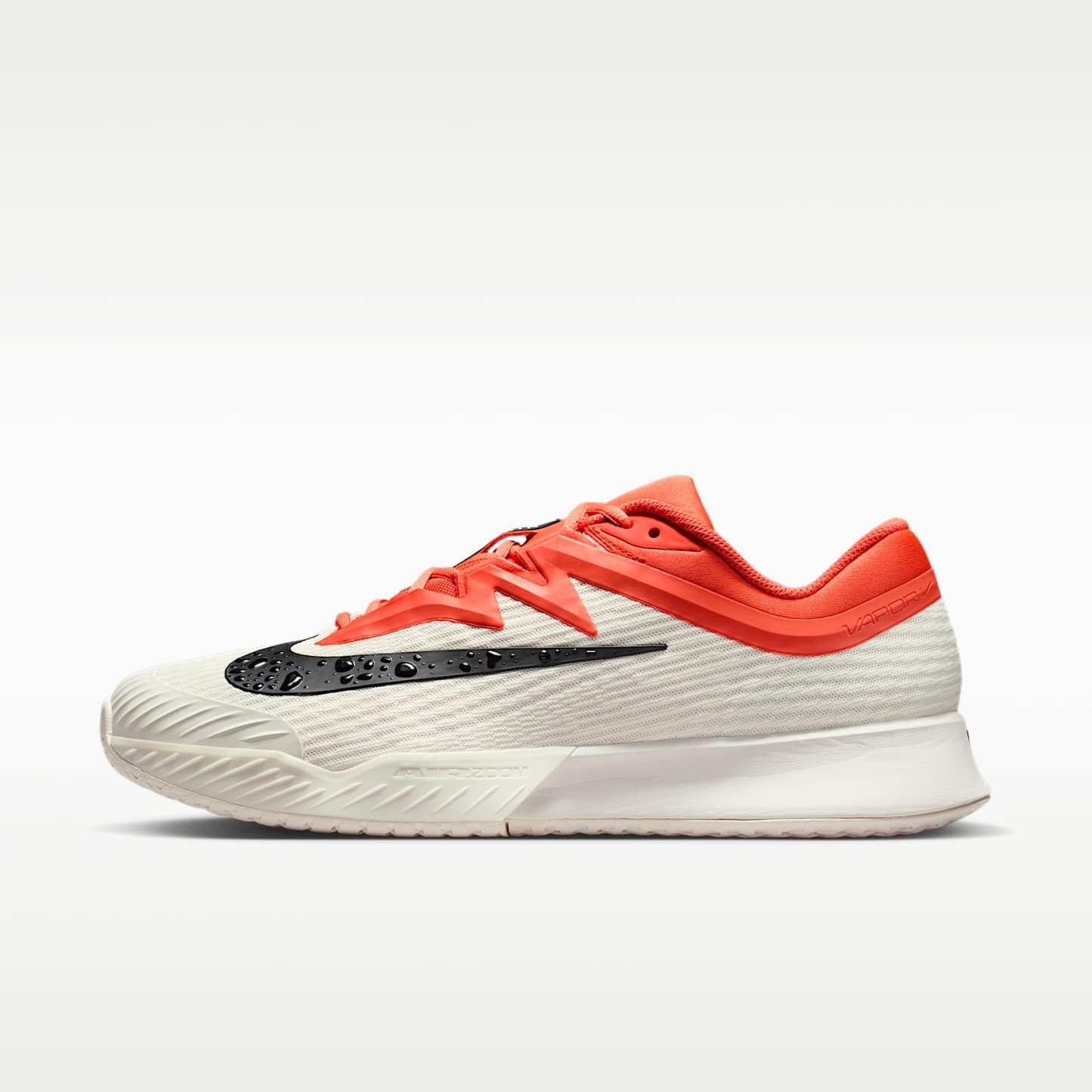 Nike Vapor Pro 3 Tennisschuh für Hartplätze (Herren) – Sail/Turf Orange/Blue Ribbon Heather/Schwarz