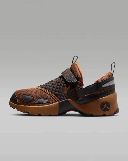 Jordan Trunner LX Schuh (Damen) – Light British Tan/Reflective Silver/Weiß/Desert Orange