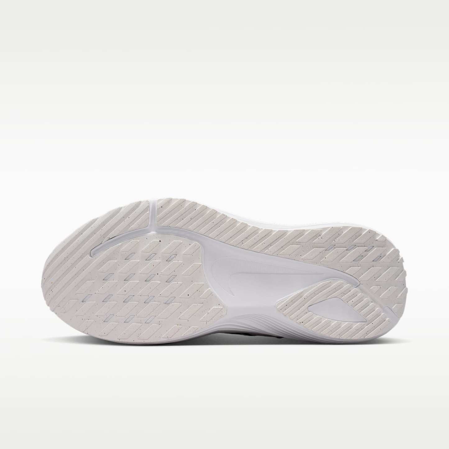 Nike Quest 7 Straßenlaufschuhe (Damen) – Summit White/Weiß/Metallic Silver/Schwarz