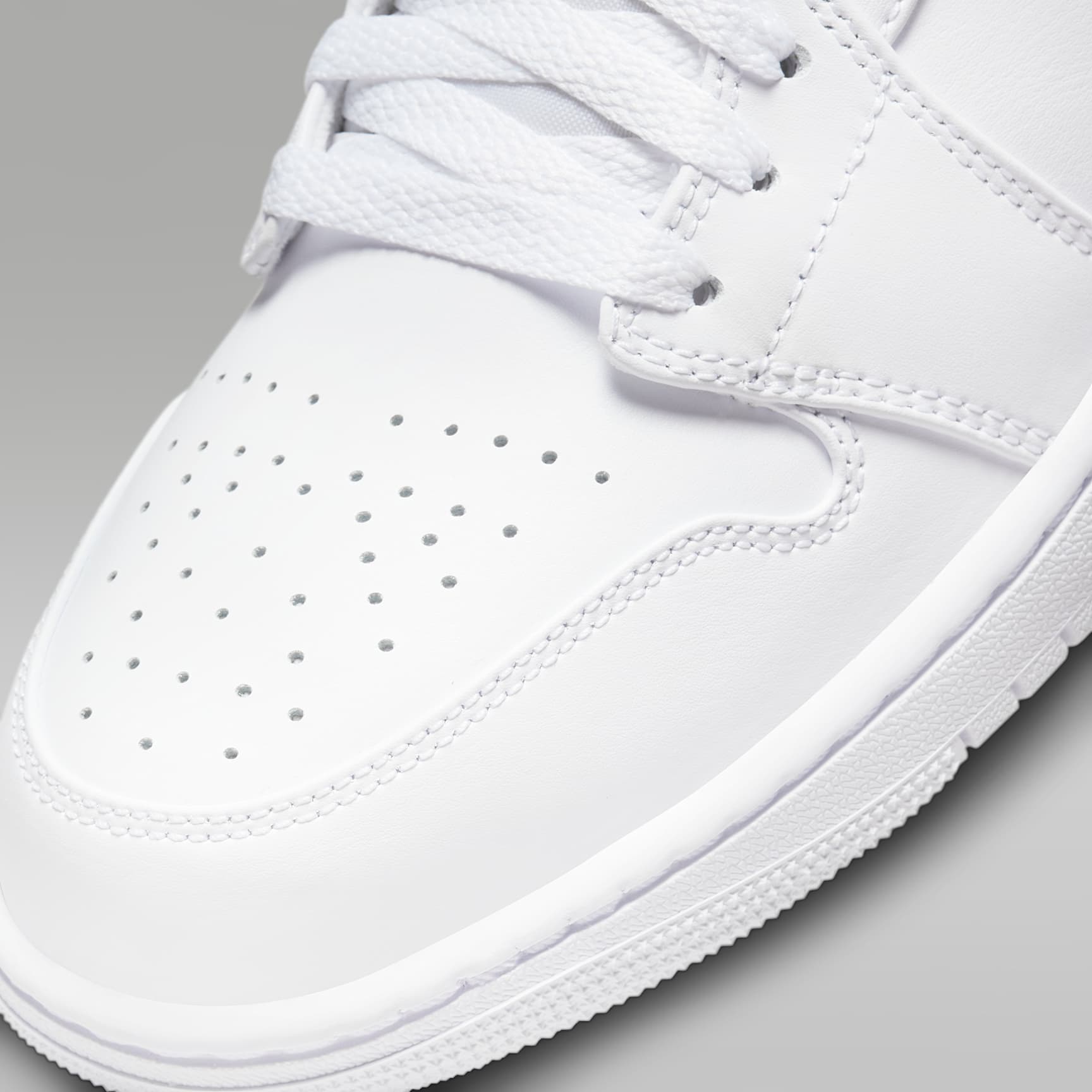 Air Jordan 1 Mid Schuh (Herren) – Weiß/Weiß/Weiß