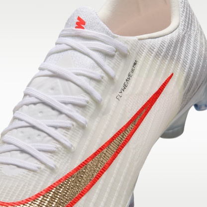 Nike Mercurial Superfly 11 Elite Low-Top-Fußballschuh für Kunstrasen – Weiß/Bright Crimson/Blur