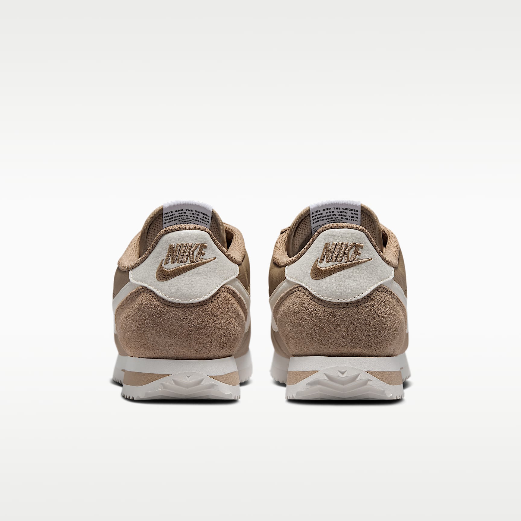 Nike Cortez Textile Schuh (Damen) – British Khaki/Schwarz/Safety Orange/Sail